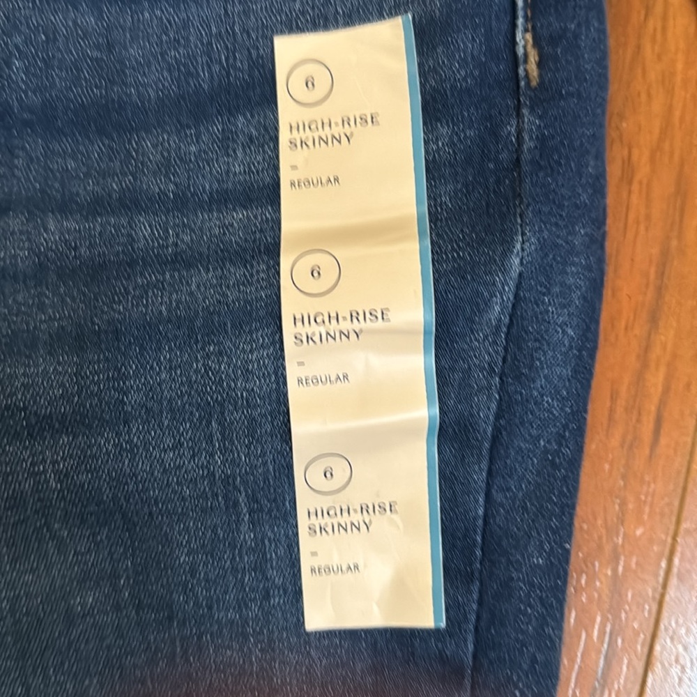 Universal Thread High Rise Skinny Jeans - Picture 2 of 6